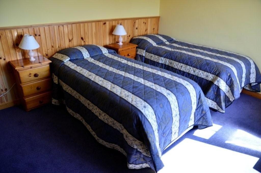 Decourcey'S Hazelbrook Farmhouse B&B Cleggan Pokój zdjęcie